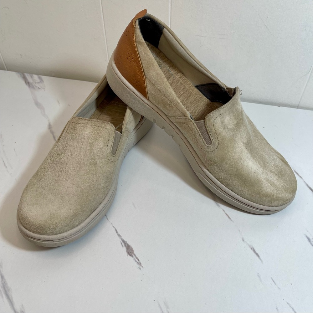 Dansko Beige Suede Leather Slip-on Comfort Sneaker Women's Sz 7.5-8/EU 38 Nurse